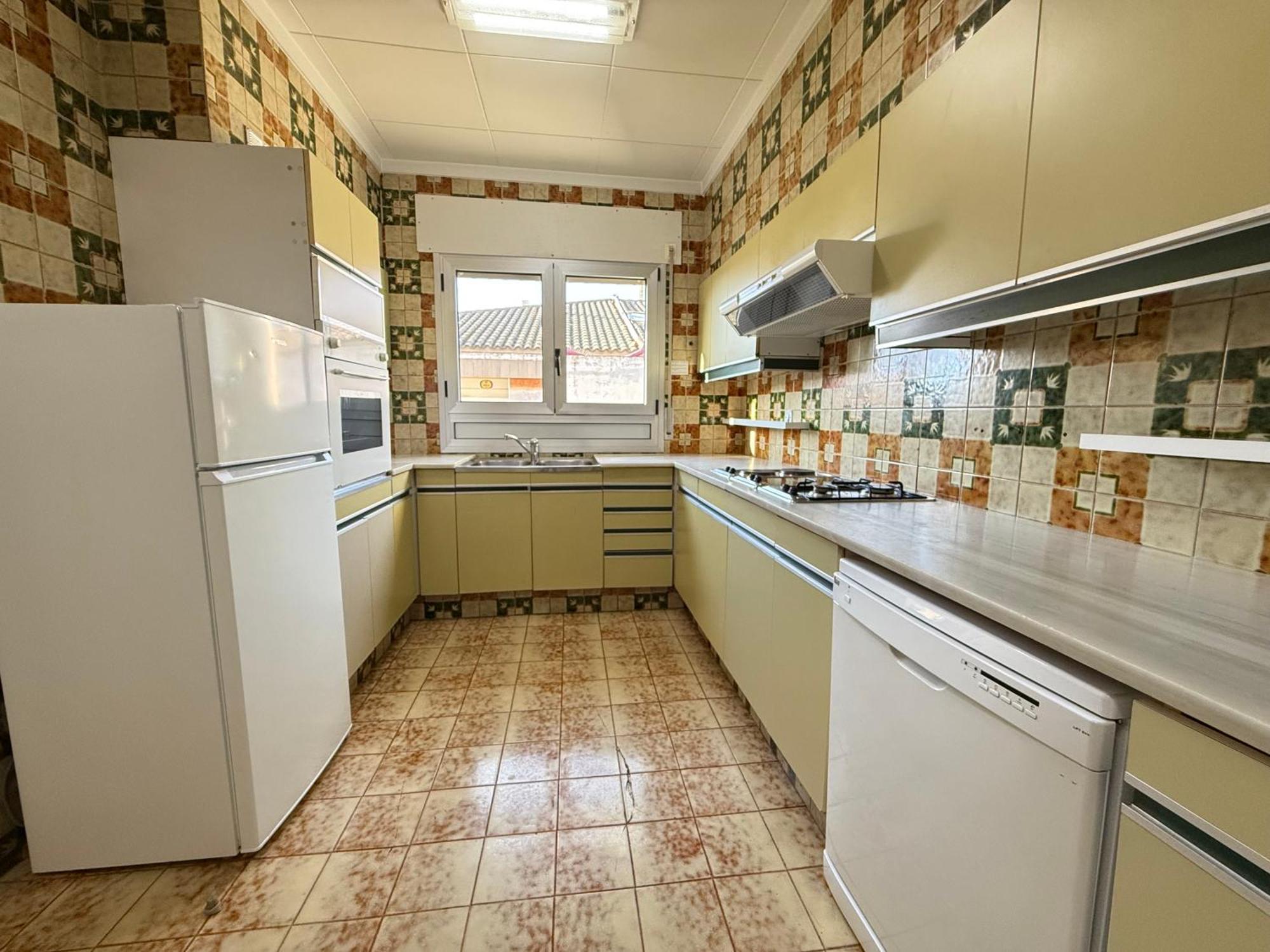 Agi Peater Center Διαμέρισμα Ρόζες Εξωτερικό φωτογραφία